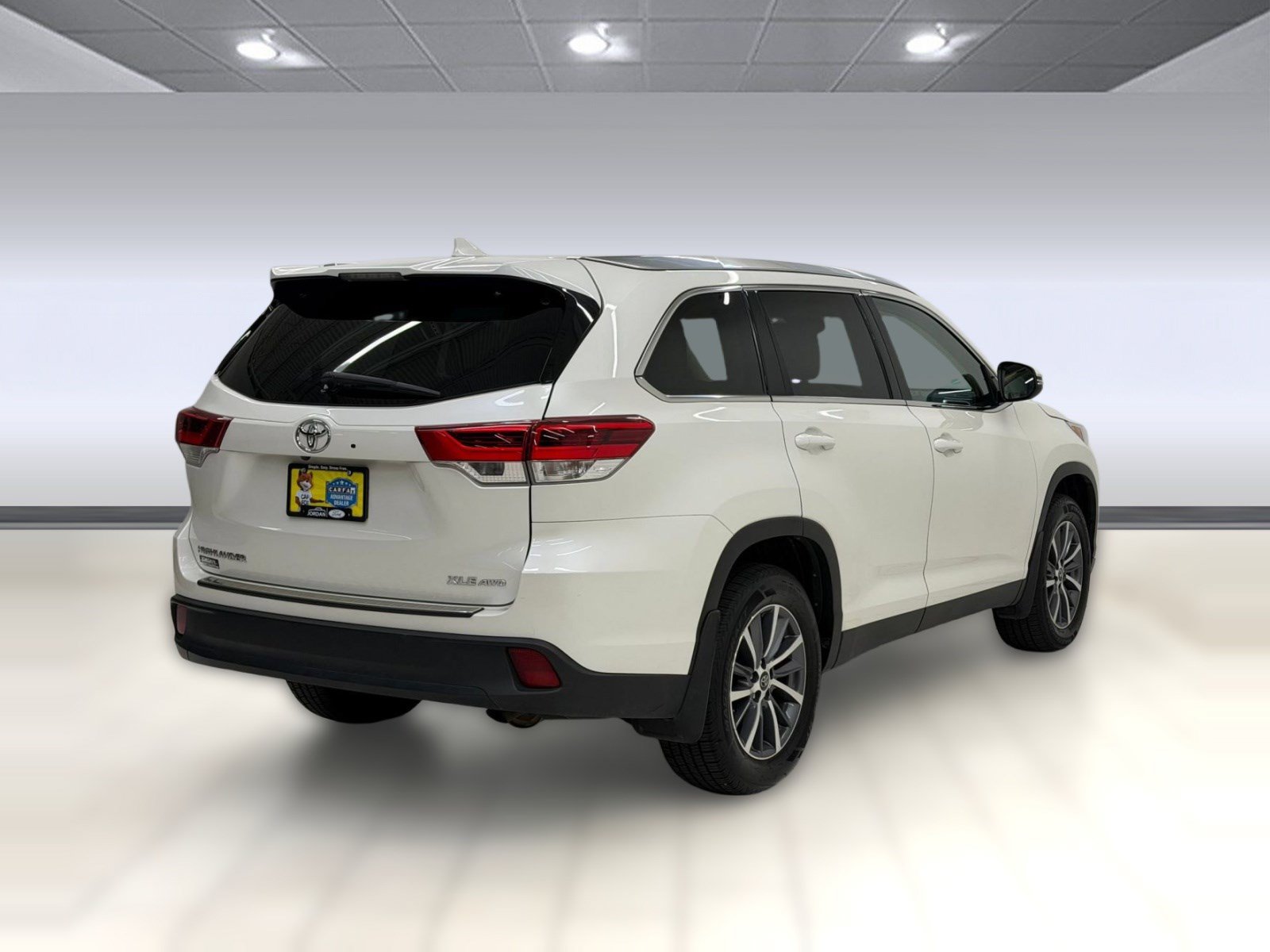 Used 2019 Toyota Highlander XLE AWD/4WD image 7