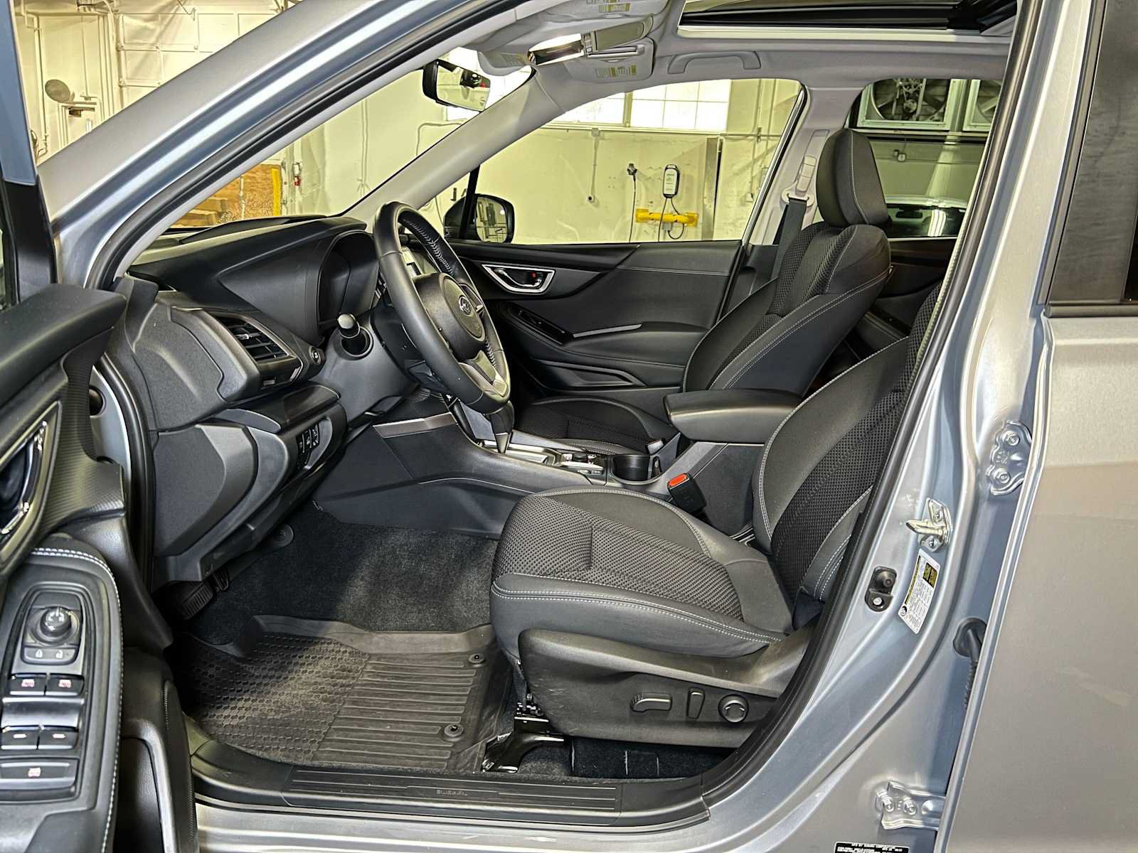 Used 2021 Subaru Forester Premium w/ Popular Package #1 AWD/4WD image 23