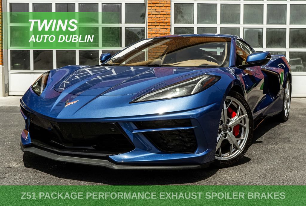 Used 2022 Chevrolet Corvette Stingray Premium Cpe w/ Z51 Performance Package RWD image 1