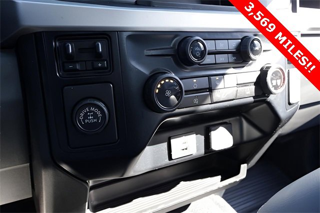Used 2023 Ford F250 XL w/ XL Chrome Package image 39