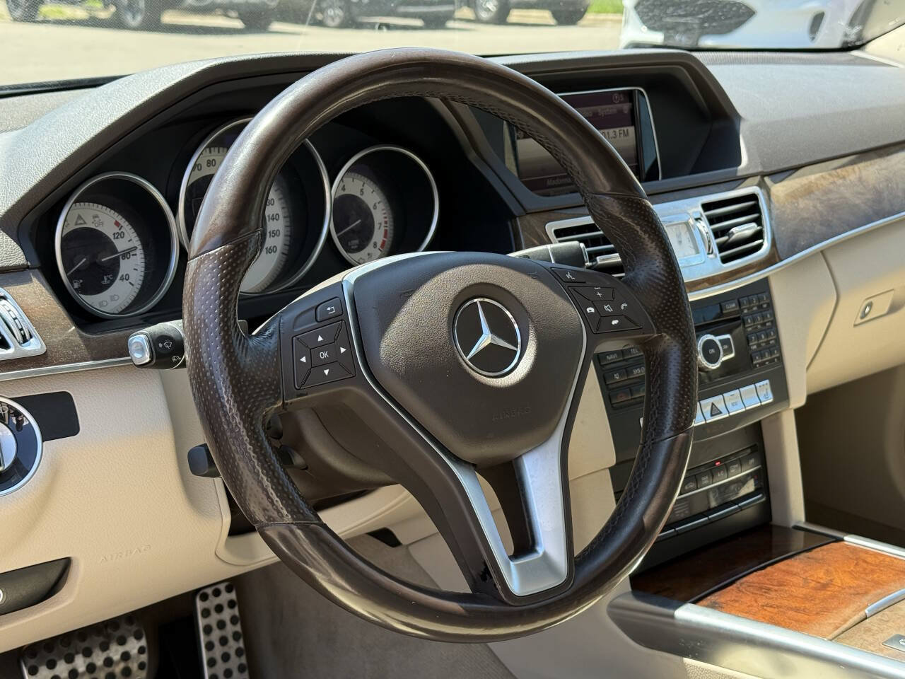Used 2014 Mercedes-Benz E 350 4MATIC Sedan w/ Premium 1 Package image 3