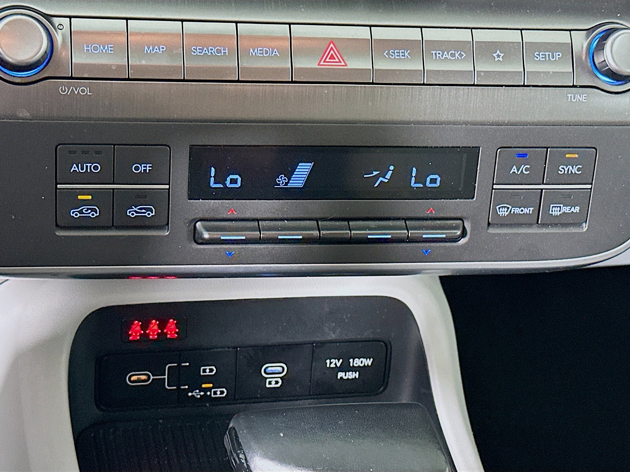 Used 2025 Hyundai Kona SEL FWD image 23