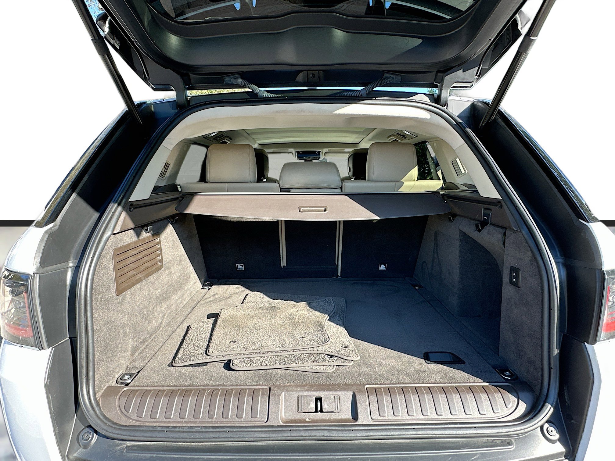 Used 2021 Land Rover Range Rover Sport HSE Silver Edition image 27