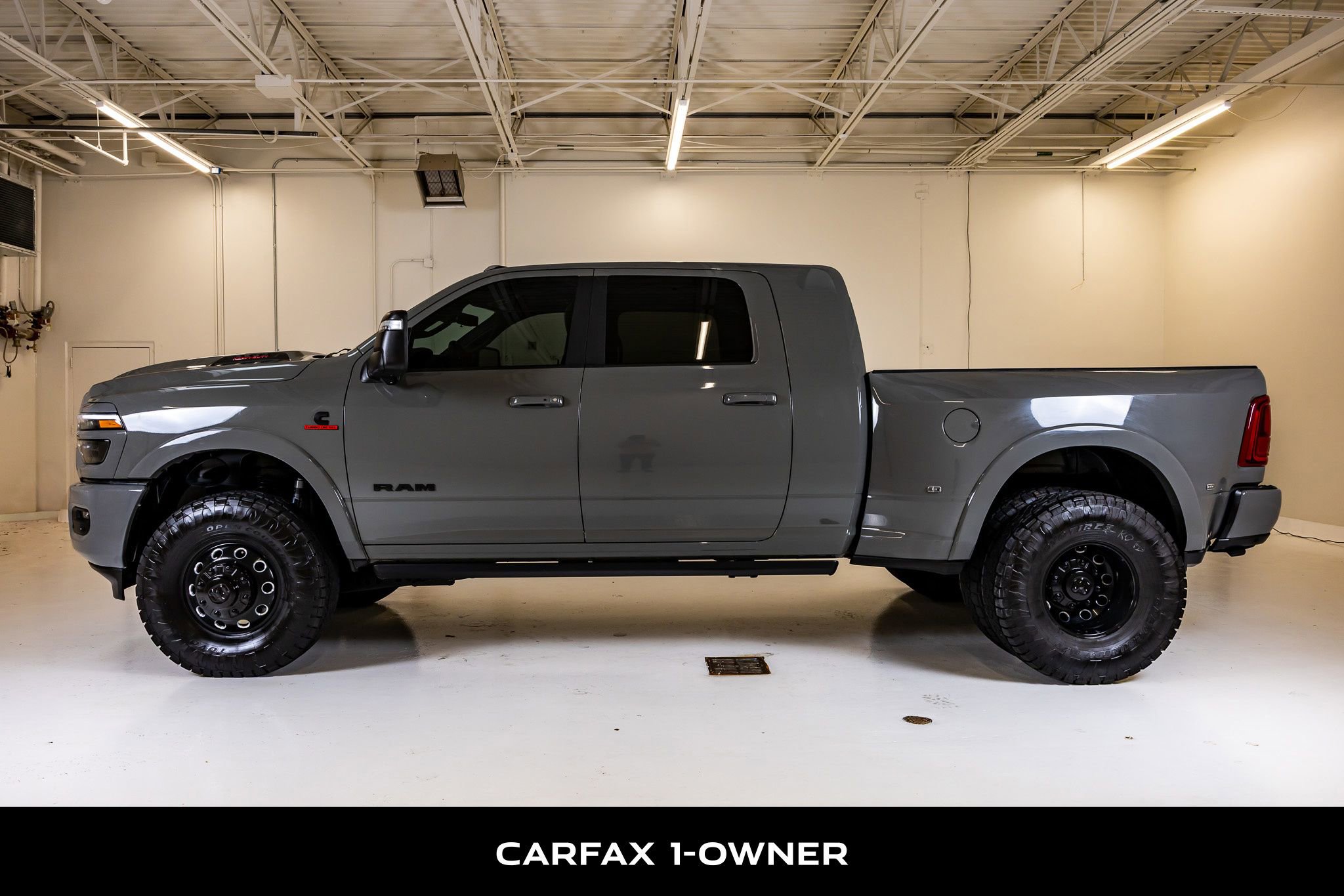 Used 2026 RAM 3500 Limited AWD/4WD image 5
