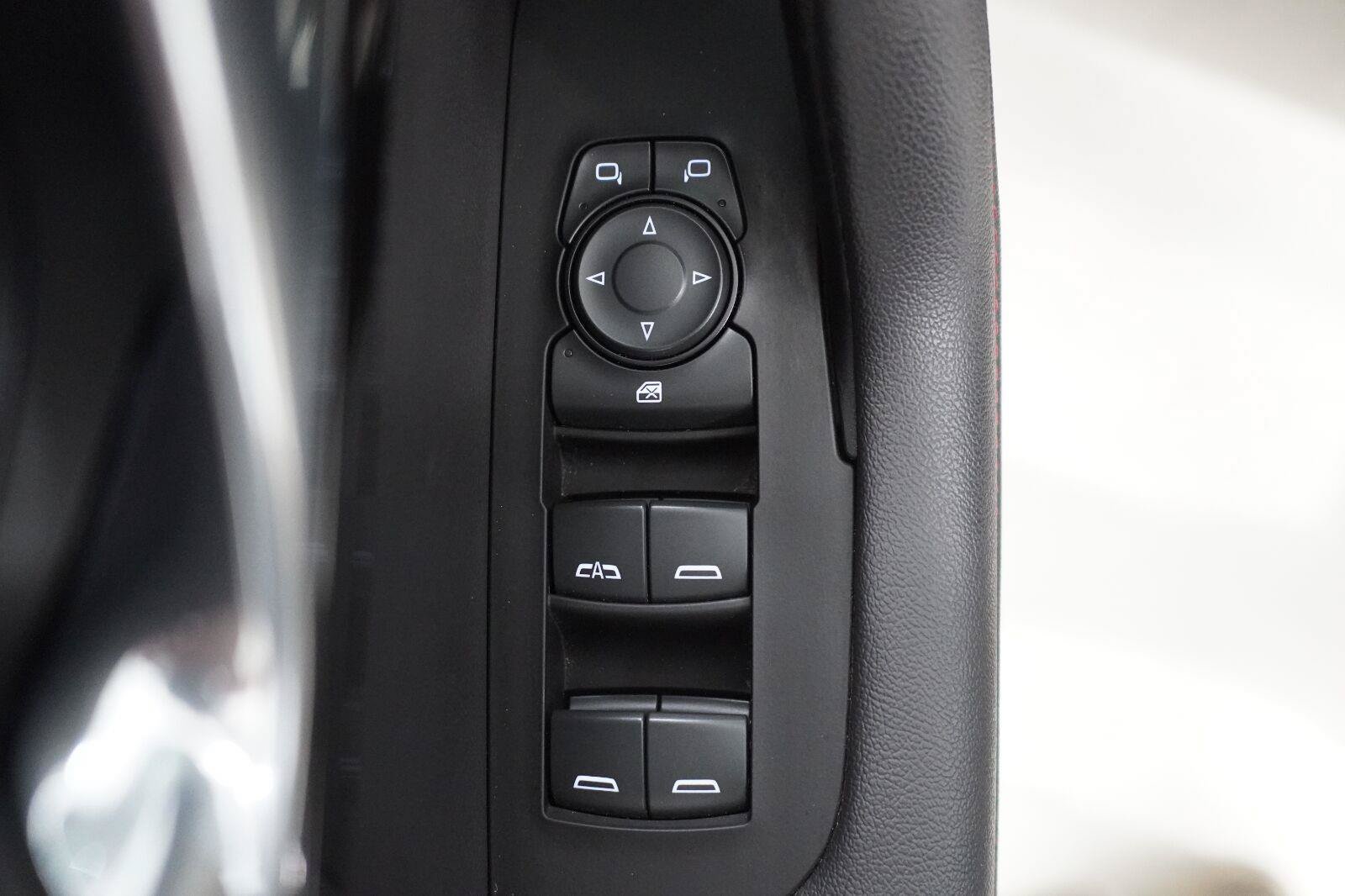 Used 2023 Chevrolet Blazer RS w/ Driver Confidence II Package FWD image 28