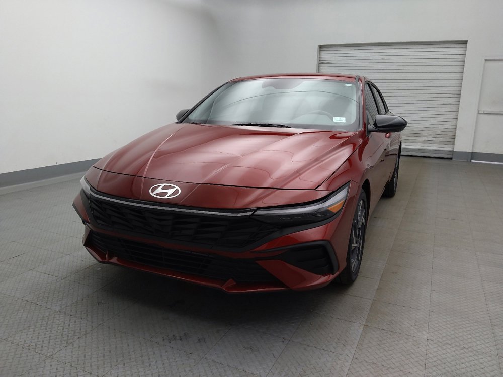 Used 2025 Hyundai Elantra Sport FWD image 15