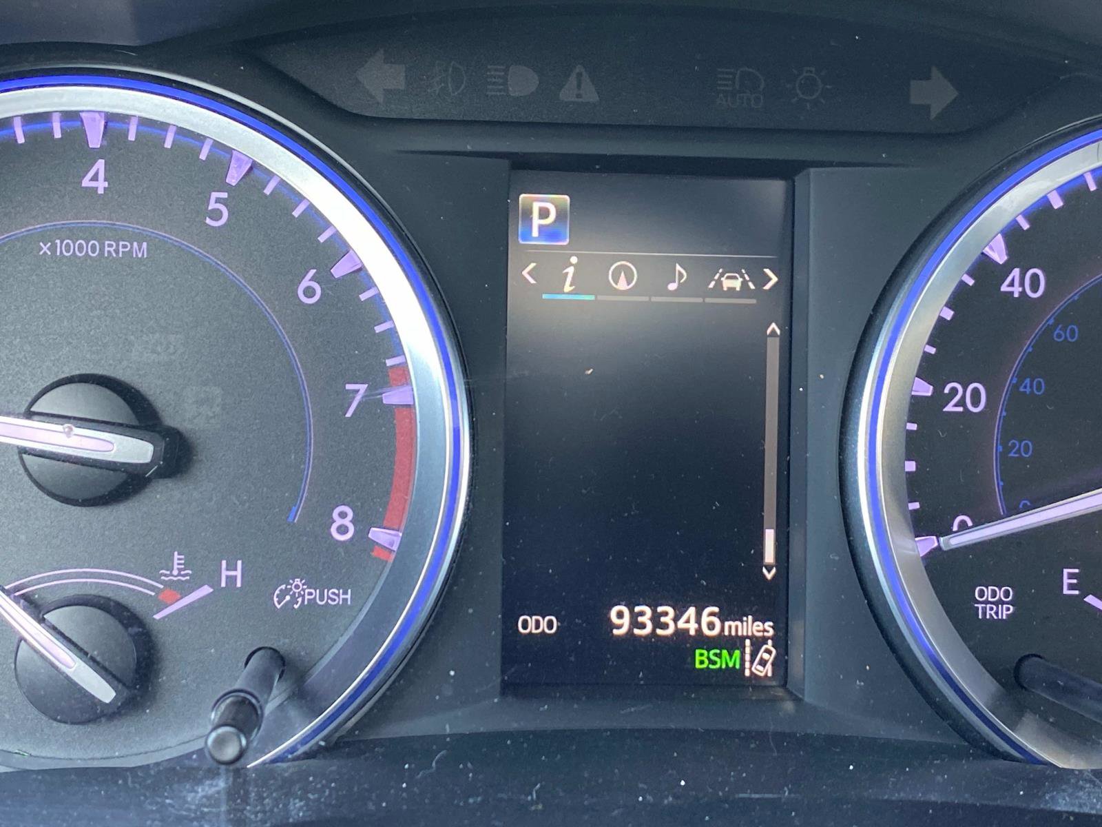 Used 2019 Toyota Highlander XLE image 32