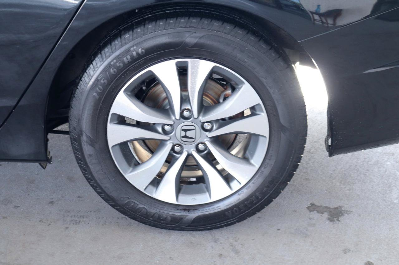 Used 2015 Honda Accord LX image 11