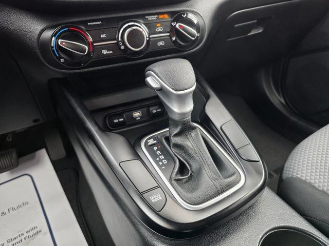 Used 2025 Kia Soul LX w/ LX Technology Package FWD image 20