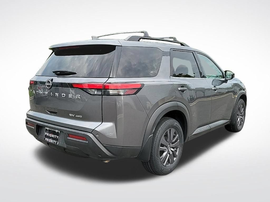 Used 2022 Nissan Pathfinder SV AWD/4WD image 3