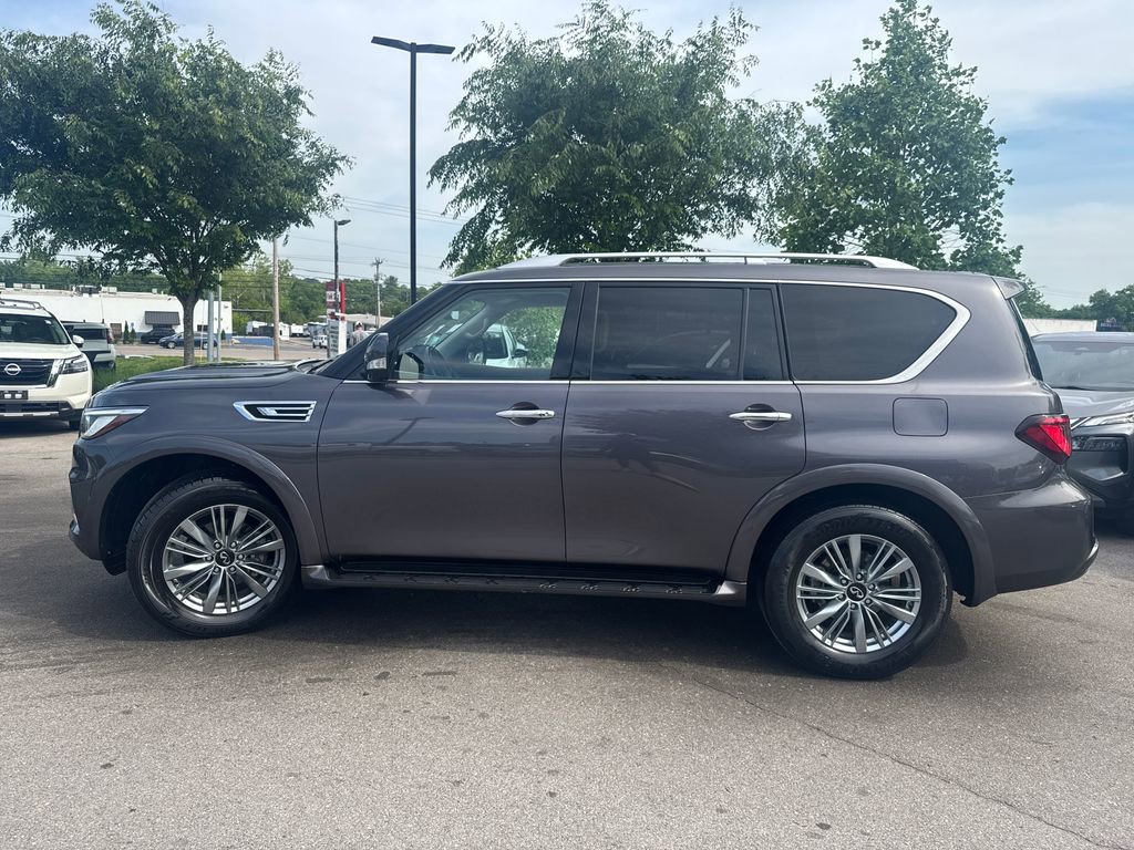 Used 2024 INFINITI QX80 Luxe AWD/4WD image 4