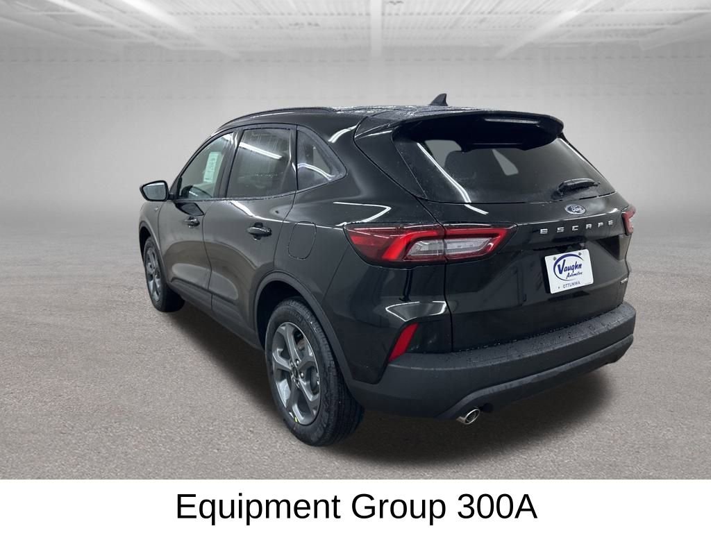 New 2026 Ford Escape ST-Line w/ Cold Weather Package AWD/4WD image 8