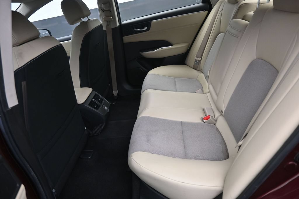 Used 2018 Honda Clarity Plug-In Hybrid image 13