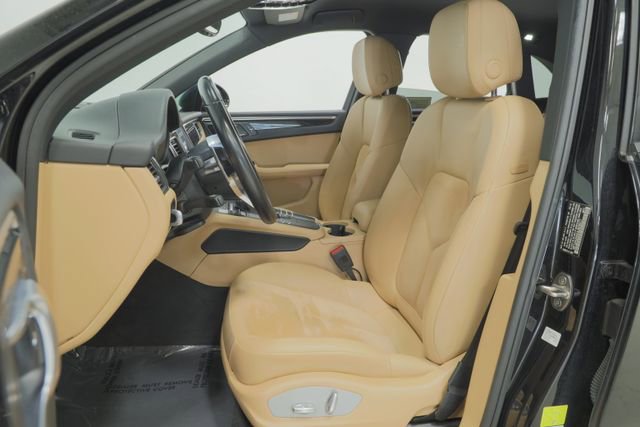 Used 2018 Porsche Macan image 31