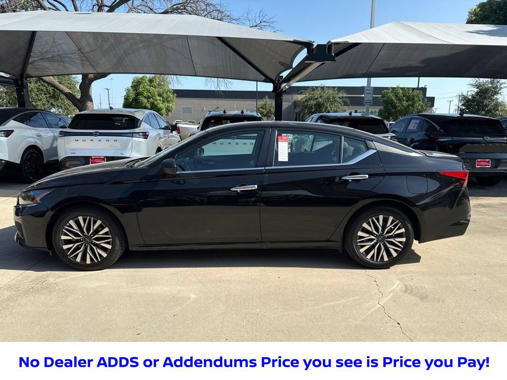 Certified 2025 Nissan Altima 2.5 SV FWD image 6