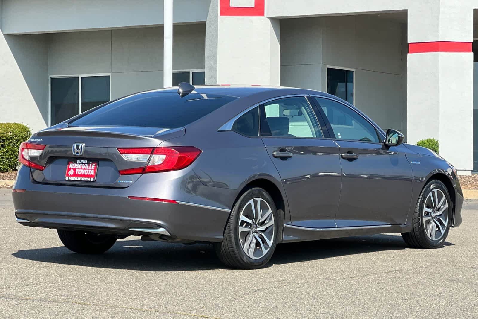 Used 2021 Honda Accord EX image 2