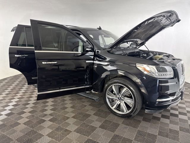 Used 2019 Lincoln Navigator Reserve w/ Cargo Package image 14