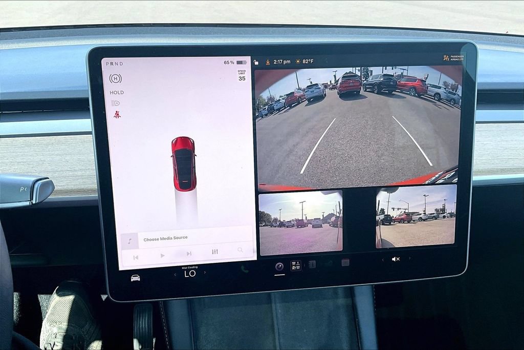 Used 2022 Tesla Model Y Long Range AWD/4WD image 21
