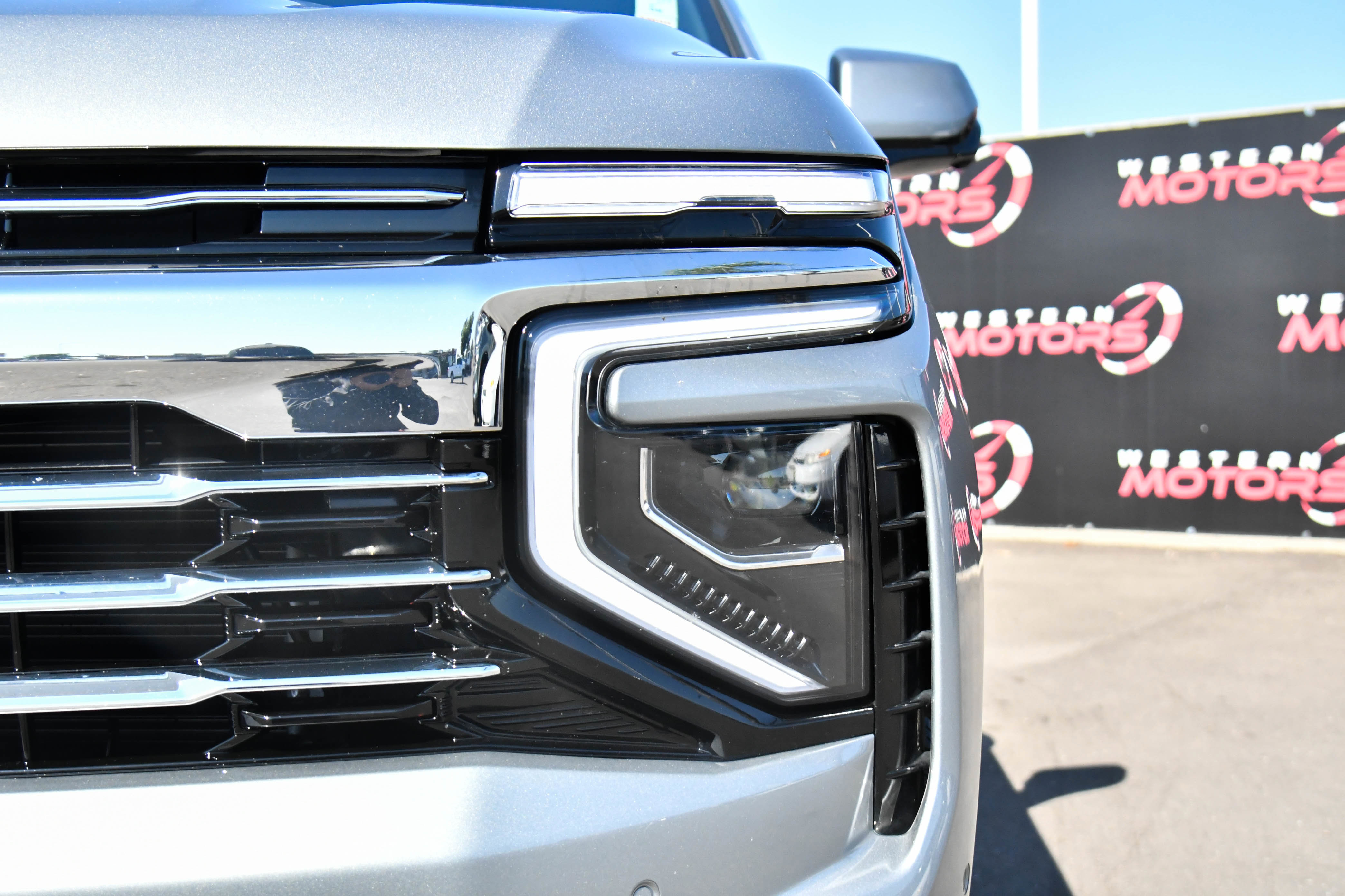 Used 2025 Chevrolet Tahoe LT AWD/4WD image 11