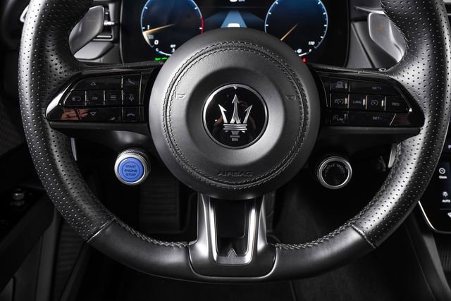Used 2024 Maserati Grecale GT image 39