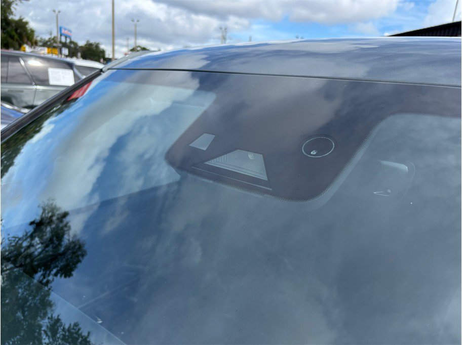 Used 2022 Rivian R1T Adventure AWD/4WD image 12
