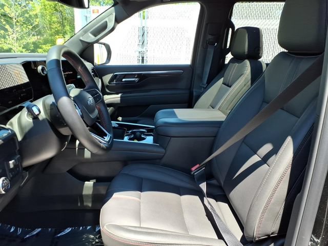 Used 2026 Chevrolet Tahoe RST w/ Comfort Package AWD/4WD image 11