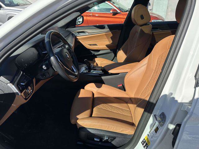 Used 2023 BMW 530i xDrive w/ Convenience Package image 18