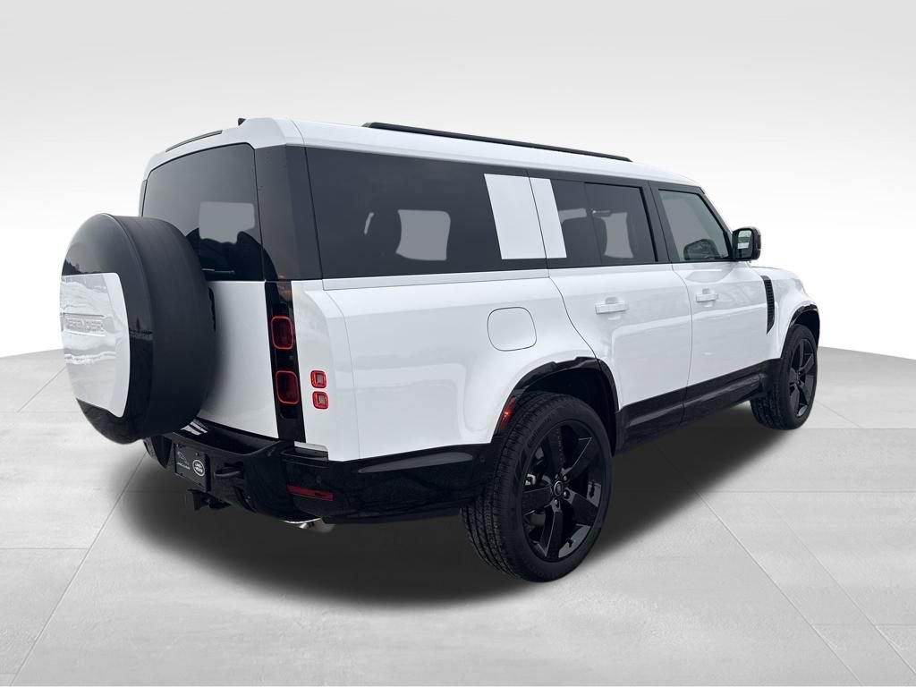 New 2025 Land Rover Defender 130 X-Dynamic SE image 7