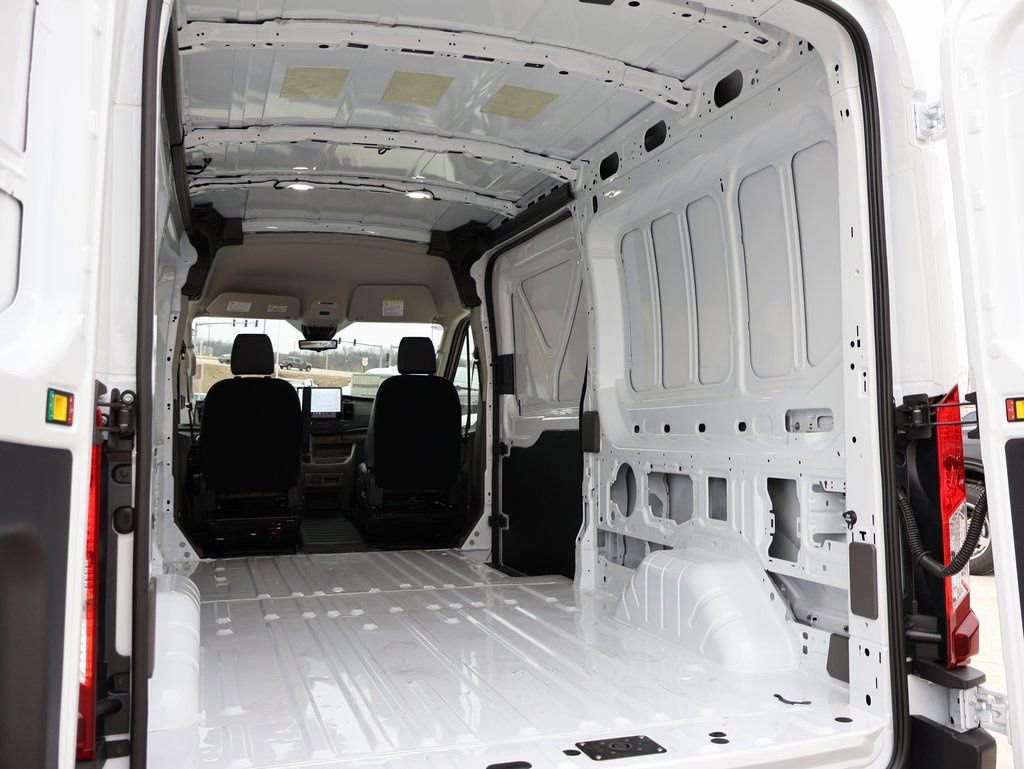New 2026 Ford Transit 150 148 Medium Roof AWD image 16