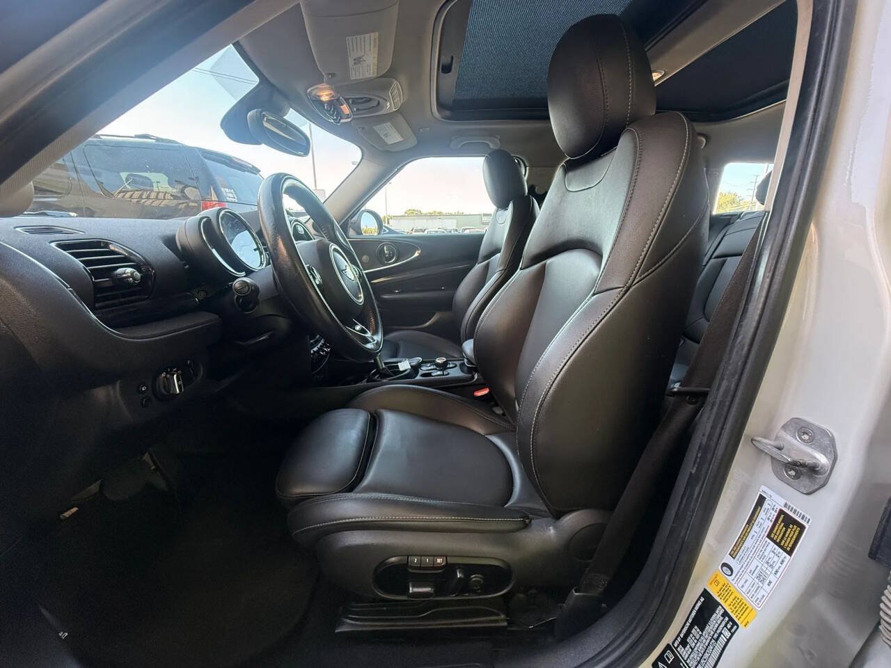 Used 2019 MINI Cooper Clubman S w/ Premium Package AWD/4WD image 12