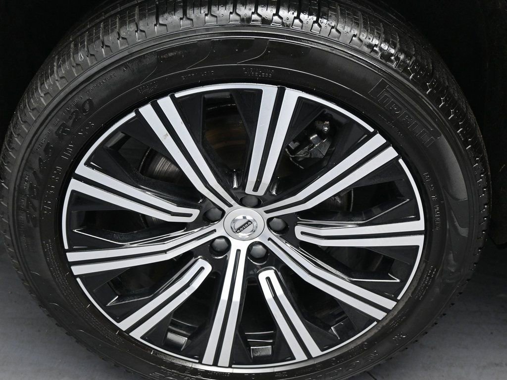 Used 2024 Volvo XC90 B6 Plus w/ Protection Package Premier image 40