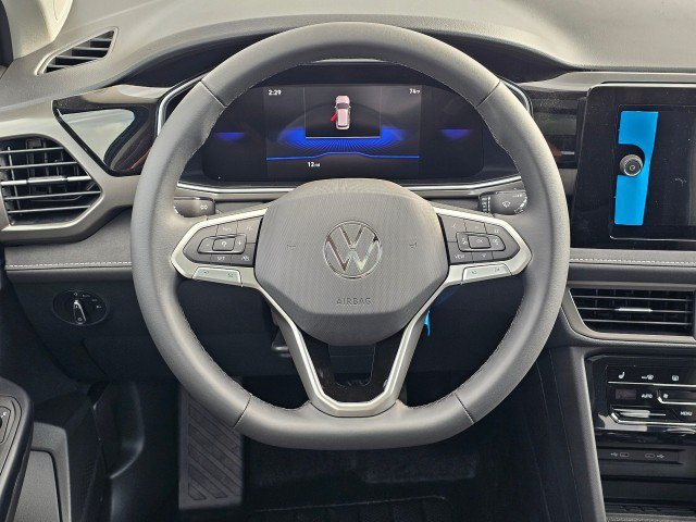 New 2027 Volkswagen Taos SE AWD/4WD image 24