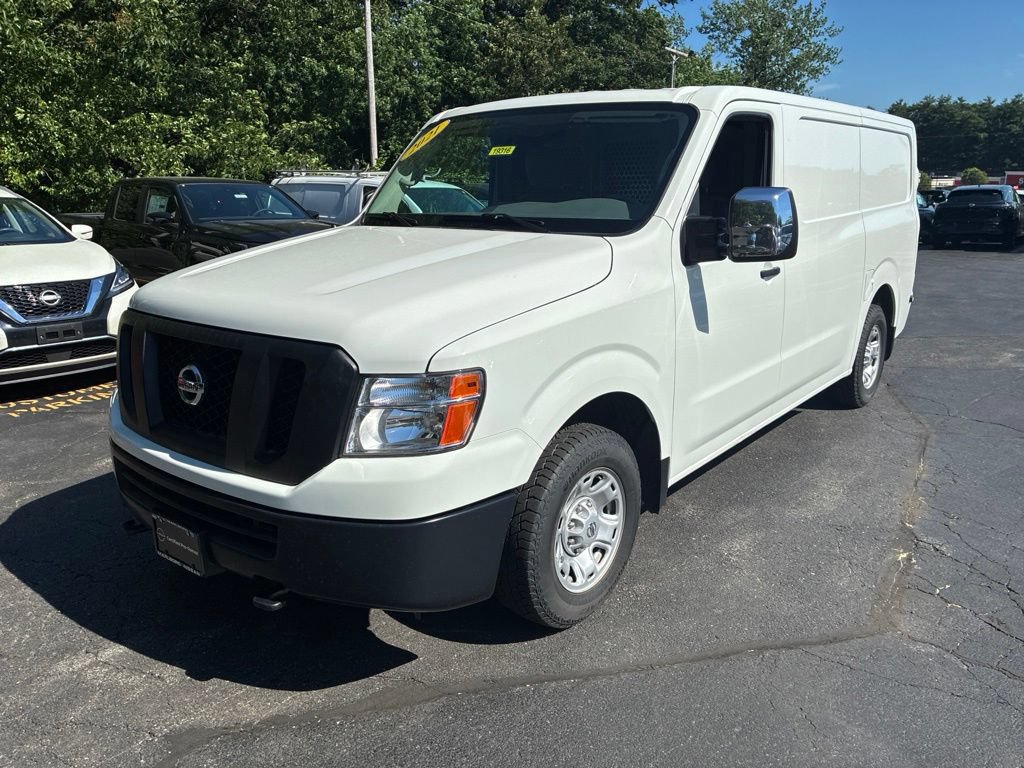 Used 2021 Nissan NV 2500 SV RWD image 3