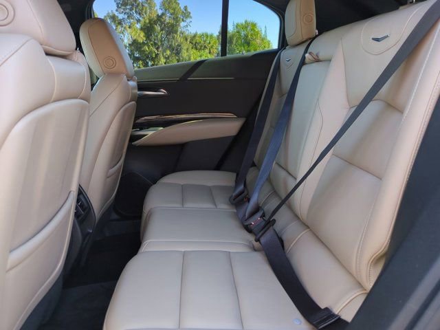 Used 2024 Cadillac XT4 Premium Luxury FWD image 15