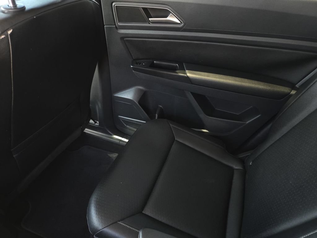 Used 2019 Volkswagen Atlas SE w/ Towing Package FWD image 14