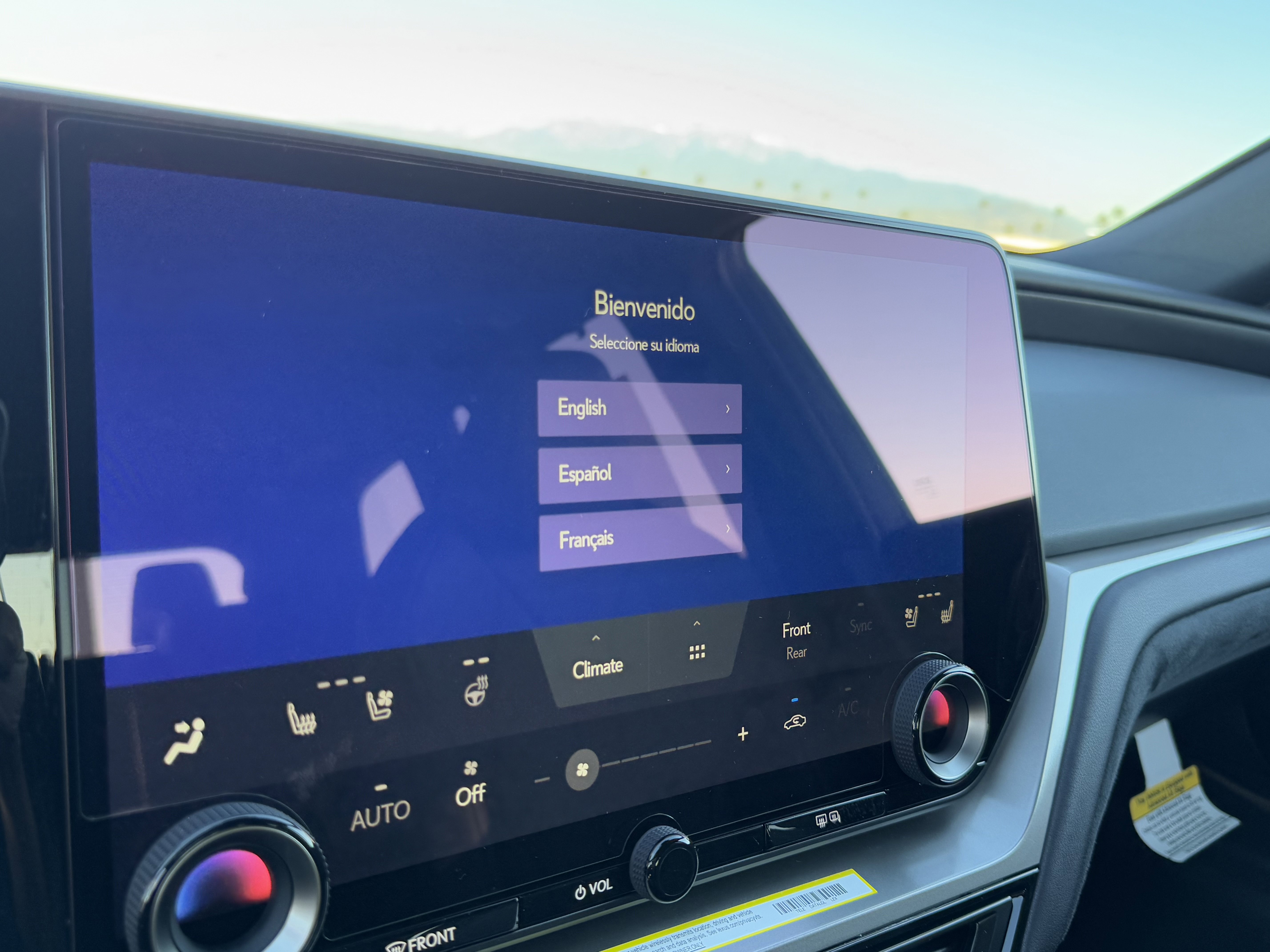 New 2026 Lexus TX 500h AWD image 23