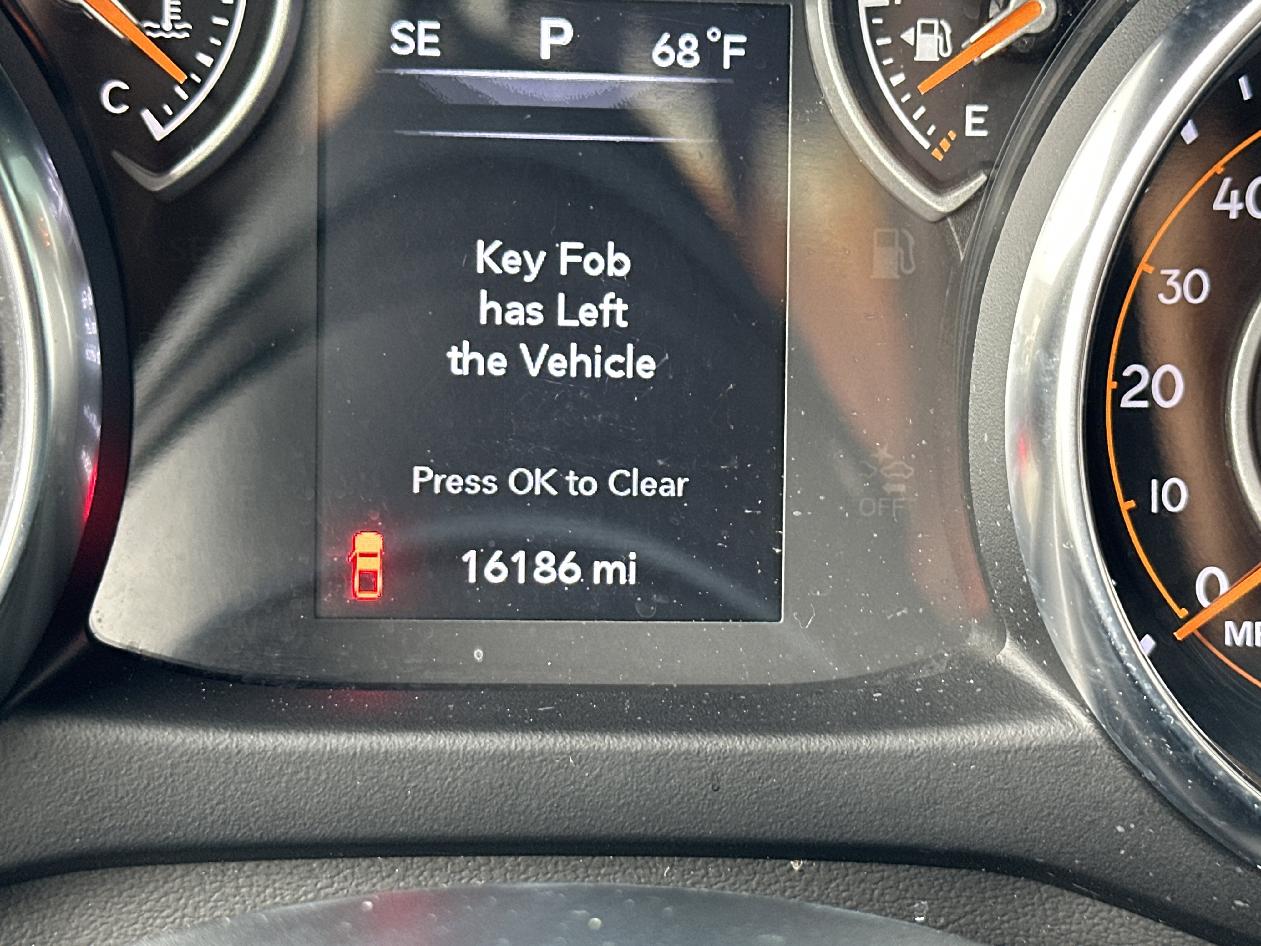 Used 2023 Jeep Gladiator Sport image 30