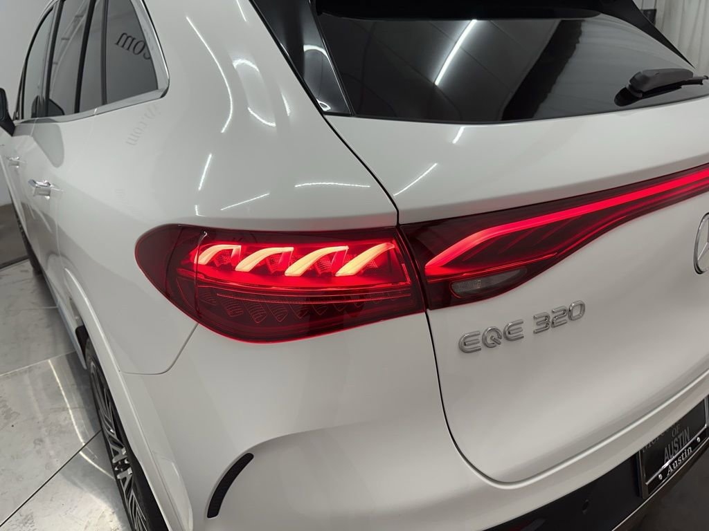 Used 2026 Mercedes-Benz EQE 320 4MATIC SUV image 29