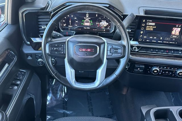 Used 2025 GMC Sierra 1500 Elevation w/ LPO, Elevation Black Package AWD/4WD image 16