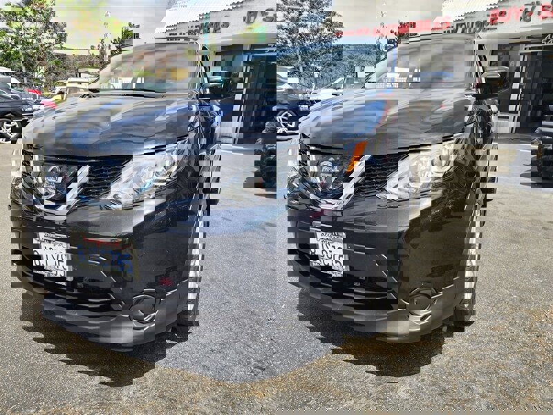 Used 2019 Nissan Rogue Sport S w/ Appearance Package image 13