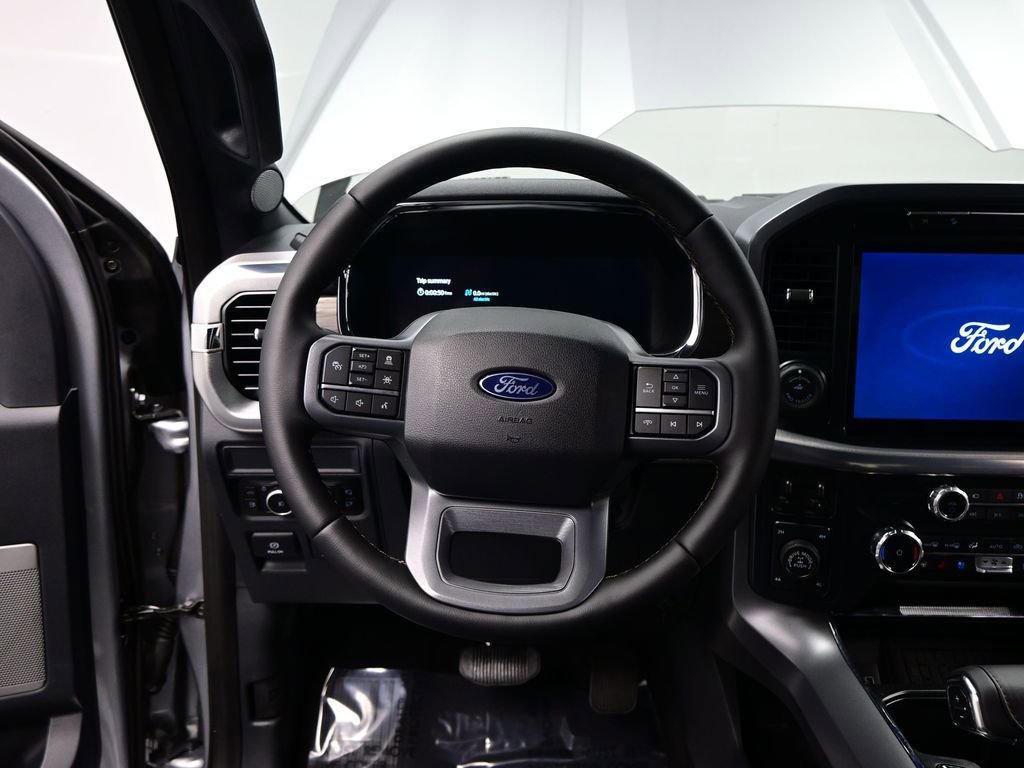 Used 2025 Ford F150 Lariat w/ Equipment Group 501A Mid image 18