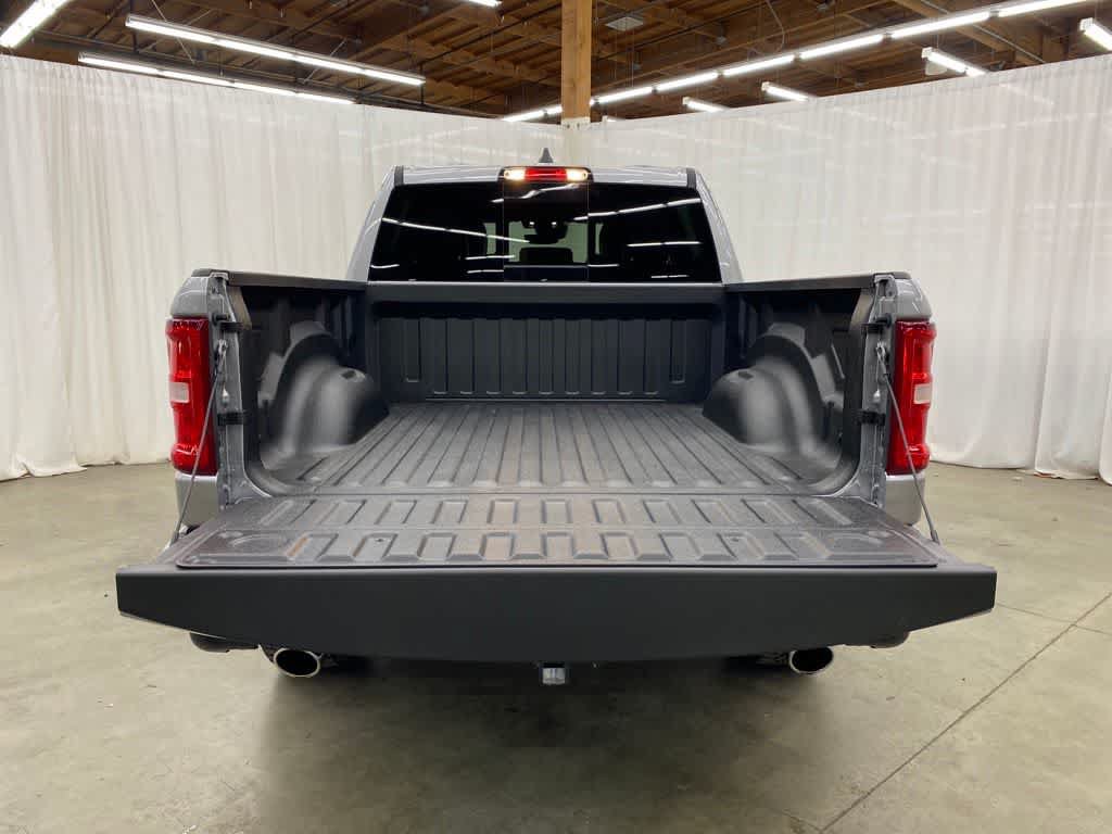 Used 2025 RAM 1500 Laramie w/ Sport Appearance Package AWD/4WD image 27