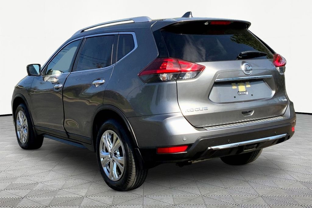 Used 2020 Nissan Rogue SV w/ Premium Package image 4