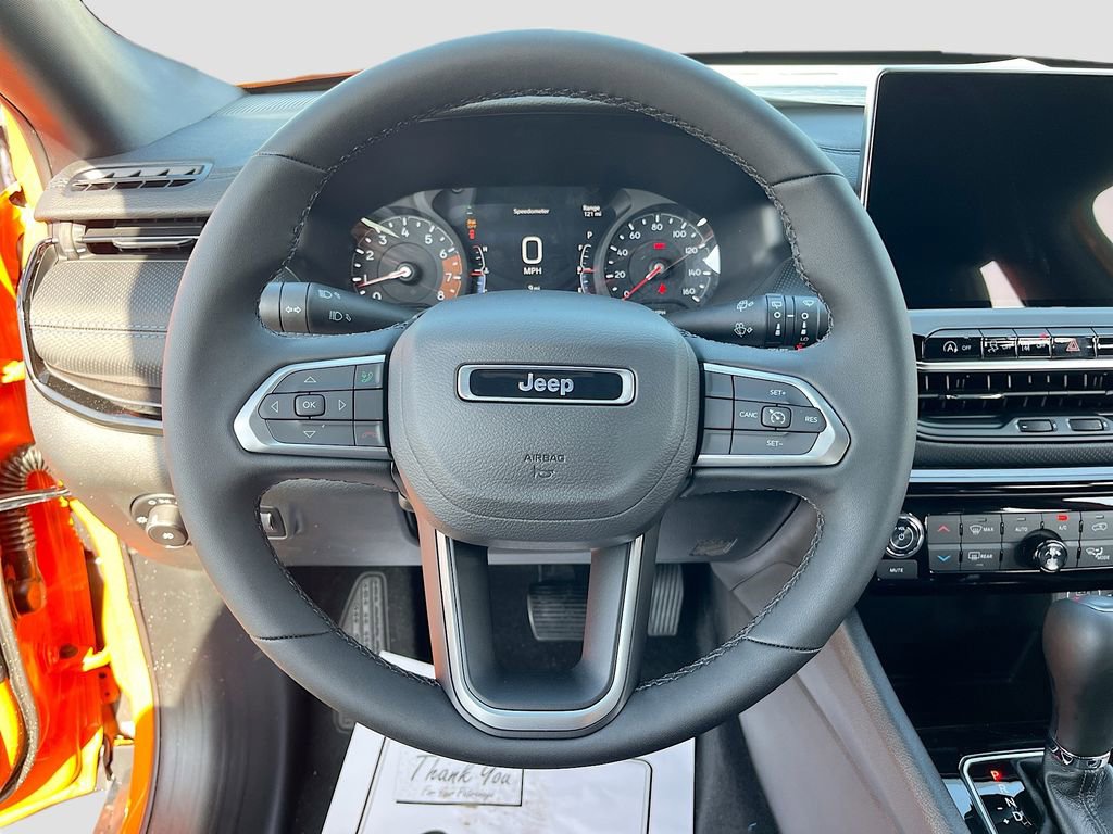 New 2026 Jeep Compass Latitude AWD/4WD image 11