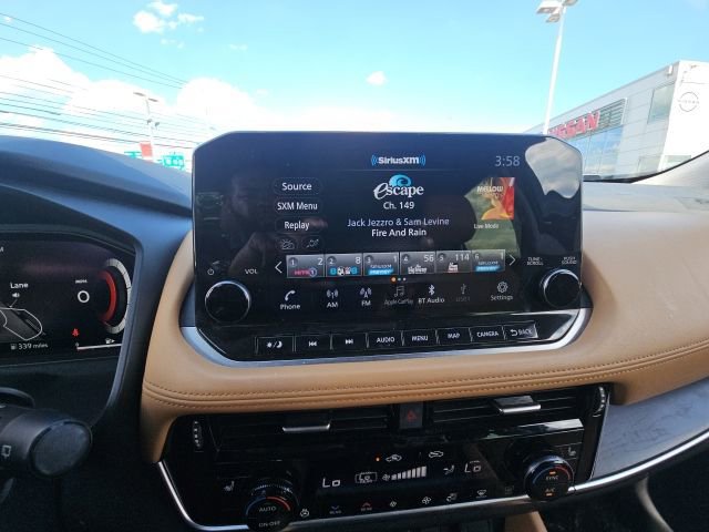 Certified 2023 Nissan Rogue Platinum w/ Platinum Premium Package AWD/4WD image 16