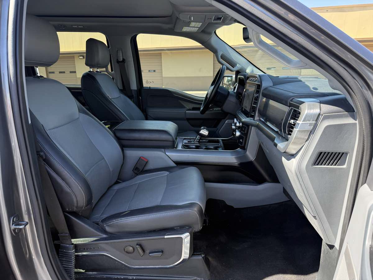 Used 2023 Ford F150 Lariat w/ FX4 Off-Road Package AWD/4WD image 24