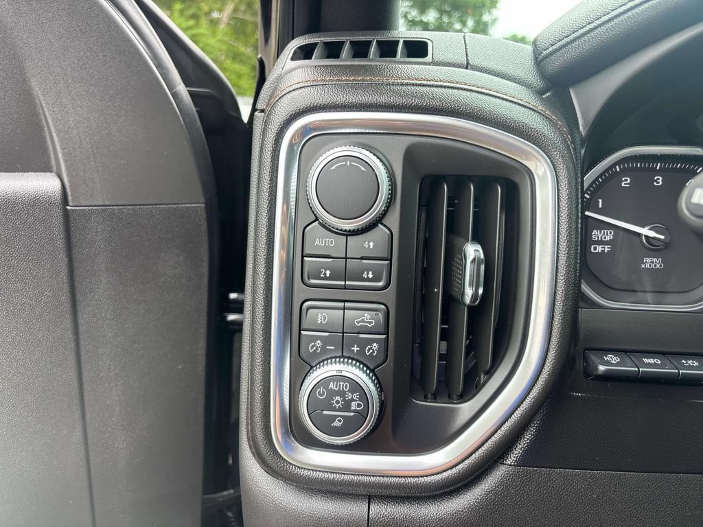 Used 2019 GMC Sierra 1500 AT4 w/ AT4 Premium Package AWD/4WD image 23