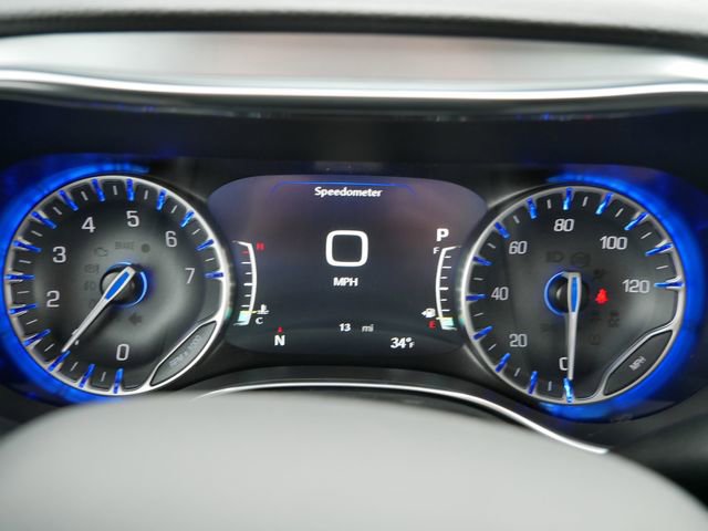 New 2026 Chrysler Pacifica Limited w/ Trailer Tow Group image 24