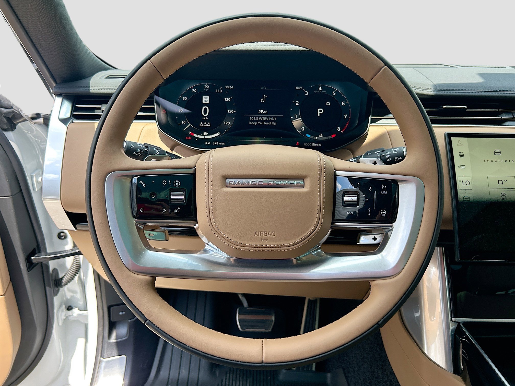 New 2025 Land Rover Range Rover SE image 29