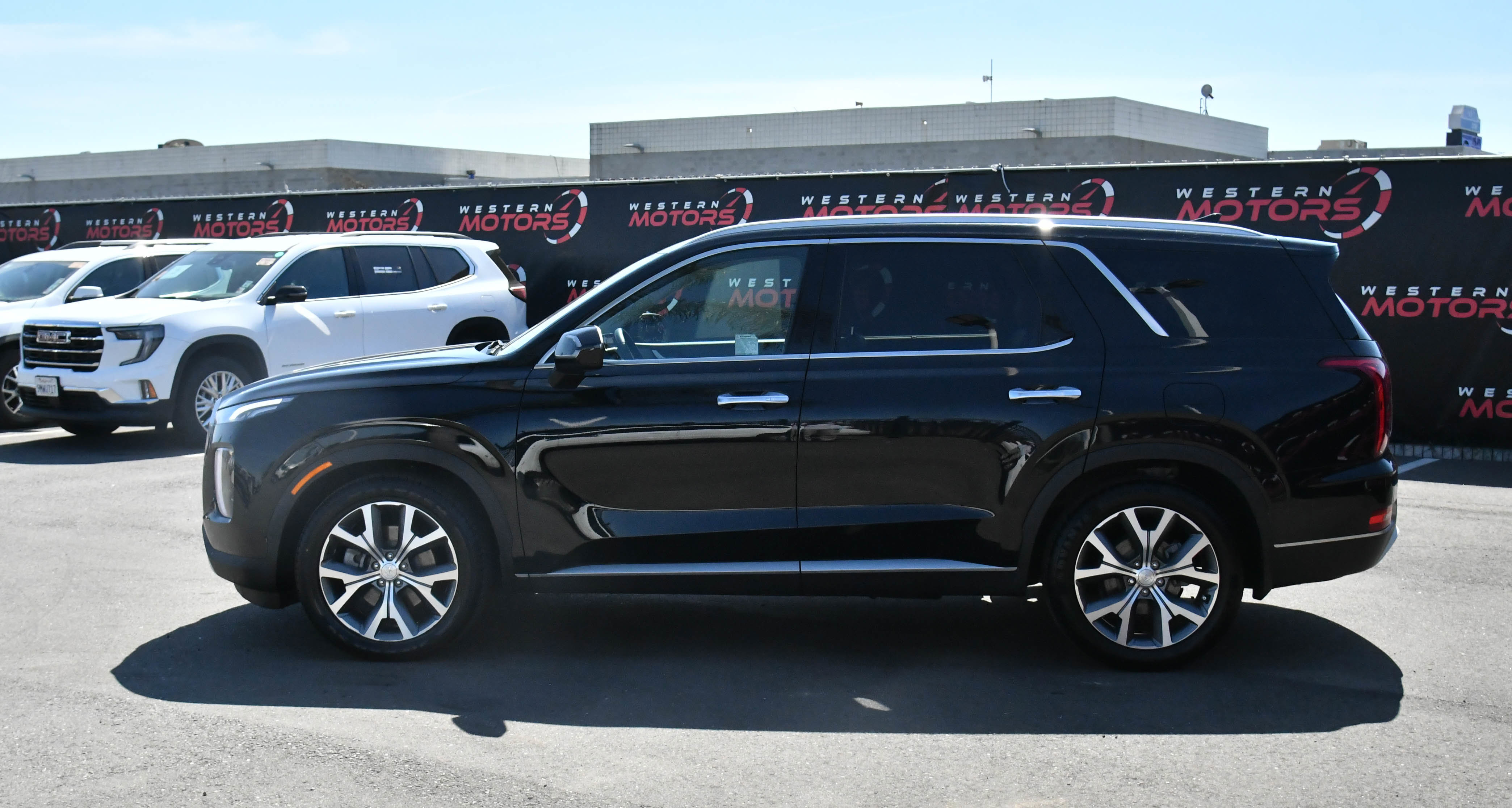 Used 2021 Hyundai Palisade SEL w/ Premium Package image 4